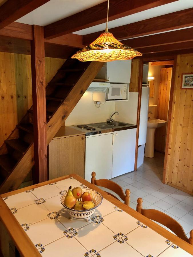 Chalet Dans Le Parc D'Un Manoir Du Xixeme Angles  外观 照片